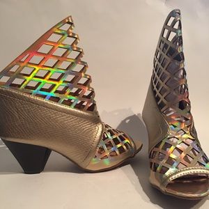 CHARMING LADY ROMA GOLD METALLIC SANDAL